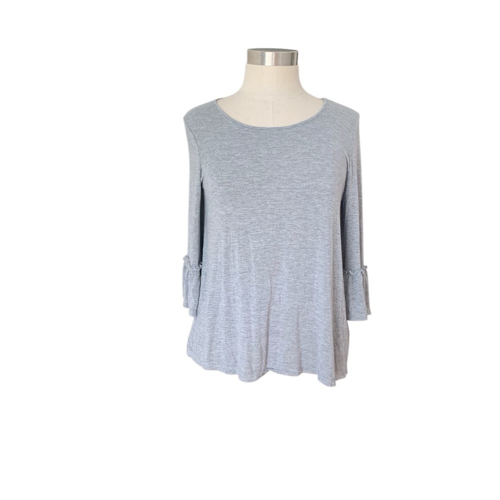 Gray H&H ruffle sleeve top